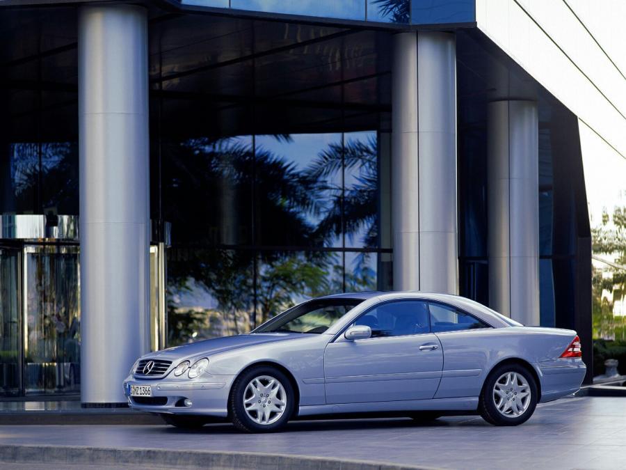  Mercedes-Benz CL500 1999 года  (фото 18 из 30)